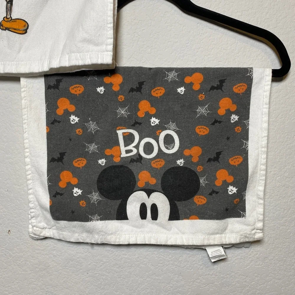 Disney Halloween Kitchen Towels 3-Piece Set‎ Mickey Mouse Skeleton Boo Ghosts